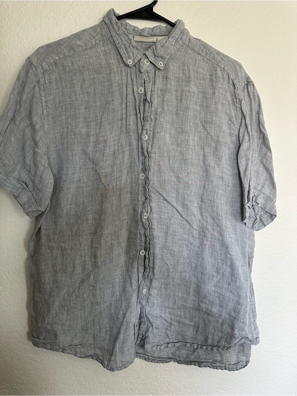 Heritage Light Gray Short-Sleeve Button-Down Linen Shirt